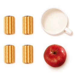 Italian cookies for healty breakfast - Nascondini Chocolate Biscuits mulino bianco