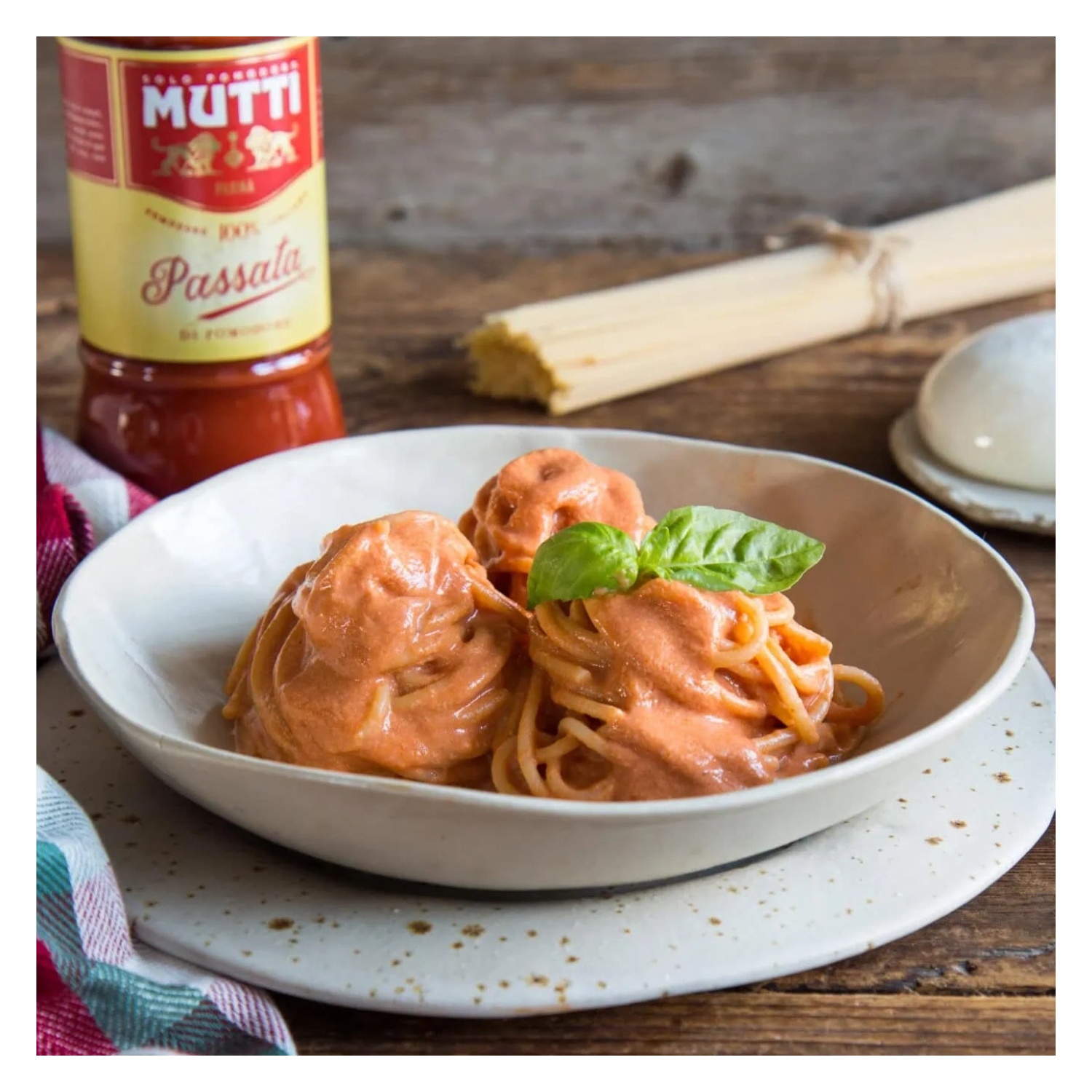 Muraca Mutti Passata Tomato 700ml - Premium Italian Tomato Purée