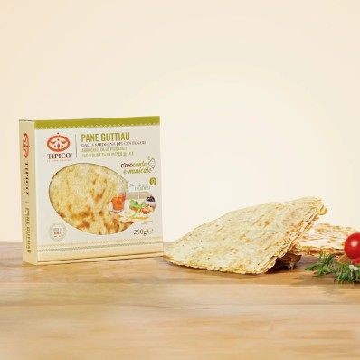 Pane Guttiau – Sardinian Flatbread with Olive Oil and Salt – Authentic Italian Snack