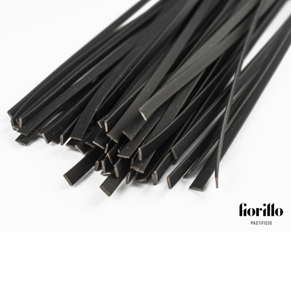 Tagliatelle al Nero di Seppia 500g – Pastificio Fiorillo