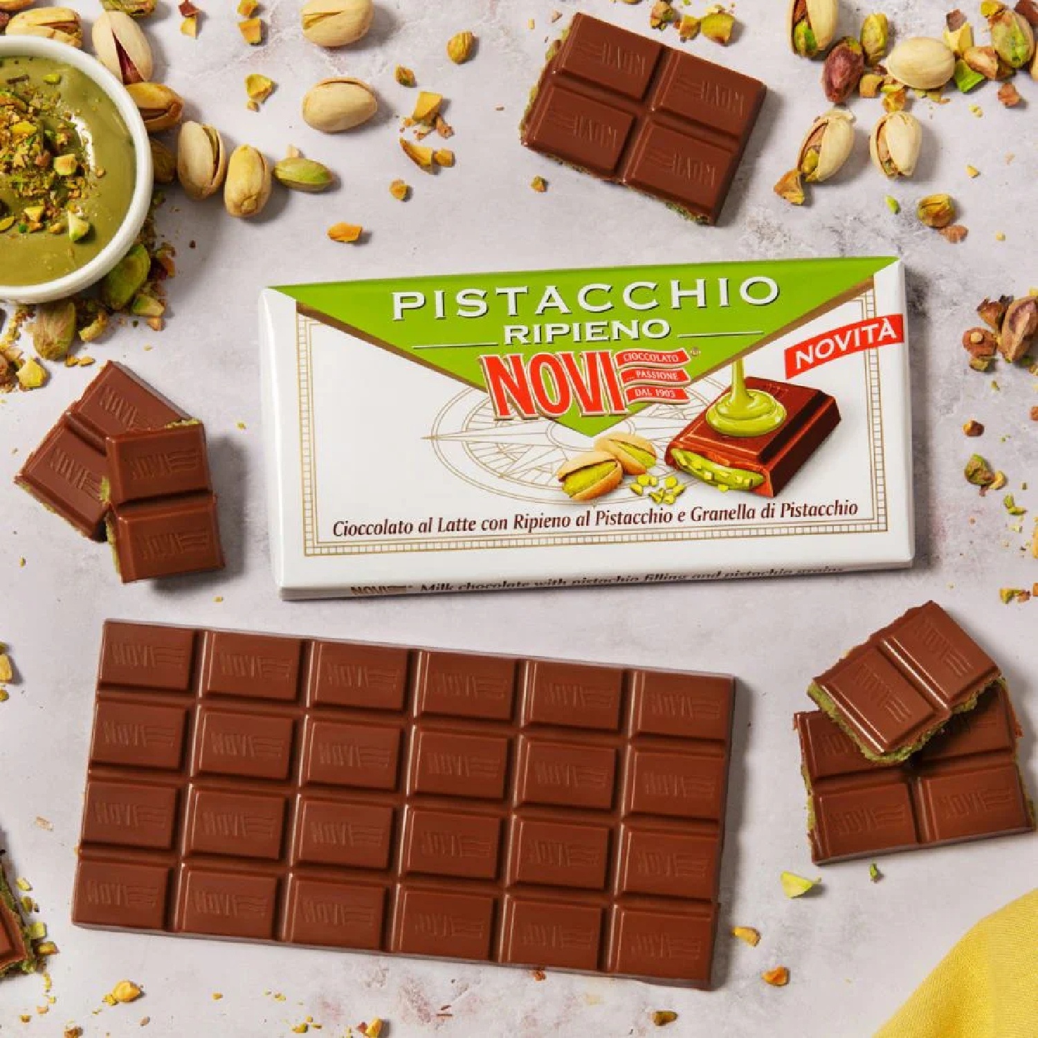 Novi Pistachio Filled Milk Chocolate 105g