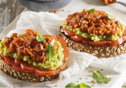Avocado Toast with Tuna Pesto, Black Olives and Chilli